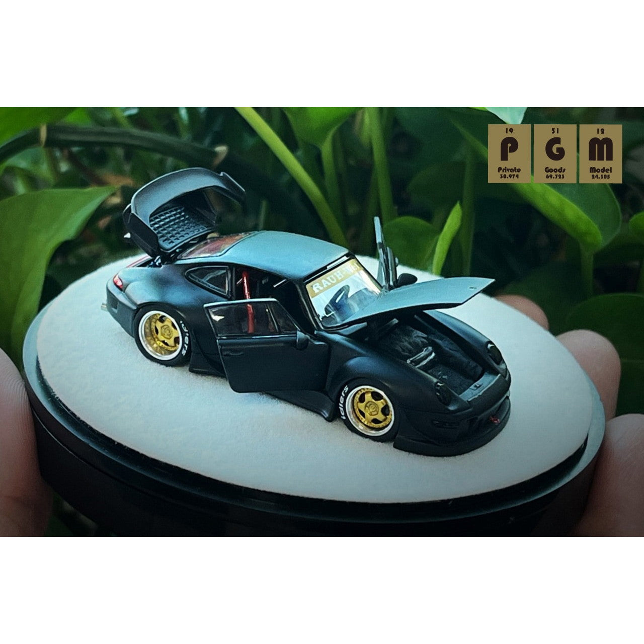 【新品即納】[MDL] 1/64 RWB 993 Matte Black(マットブラック) -Rotating display(回転台座バージョン) 完成品 ミニカー(PGM-640312-2) PGM(プライベートグッズモデル)(20250216)