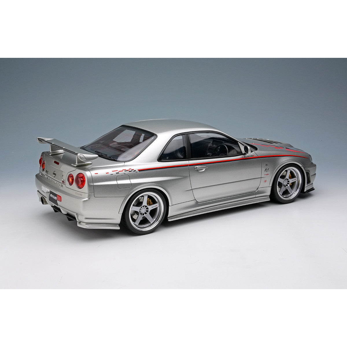 【予約安心出荷】[MDL] 1/18 日産 スカイライン GT-R(BNR34 NISMO R-tune Version) 2004 シルバー/ニスモストライプ 完成品 ミニカー(EML135A) EIDOLON(アイドロン)(2025年8月)