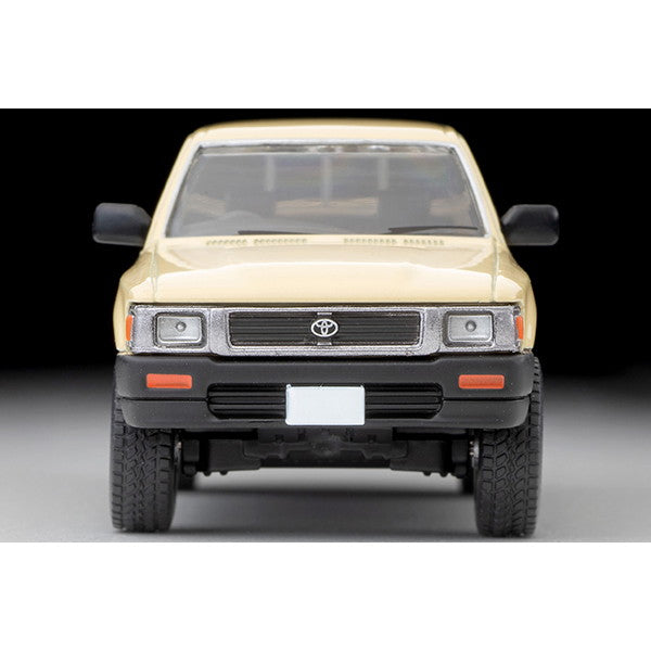 【新品即納】[MDL] 海洋堂×トミカリミテッドヴィンテージ ジオコレ64 #カースナップ29a 1/64 サファリ2(トヨタ ハイラックス4WDピックアップ ダブルキャブ付属) 完成品 ミニカー(330561) TOMYTEC(トミーテック)(20250712)