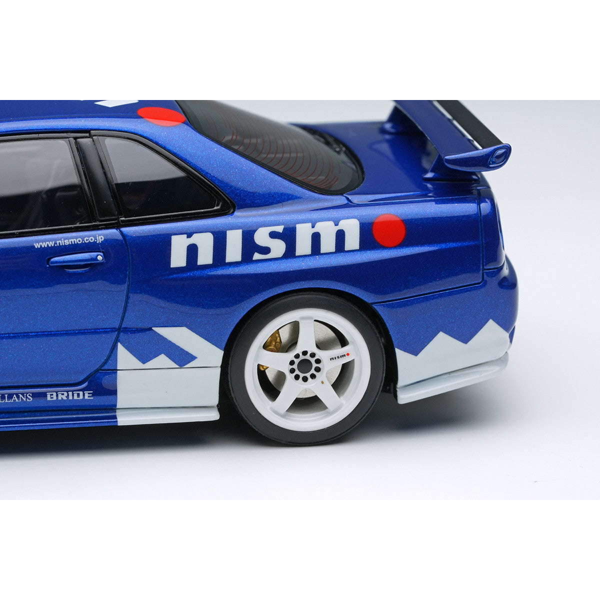 【新品即納】[MDL] 1/43 日産 スカイライン GT-R(BNR34 NISMO R-tune) ローンチバージョン 東京オートサロン2000 完成品 ミニカー(EM771) アイドロン(EIDOLON)(20250731)