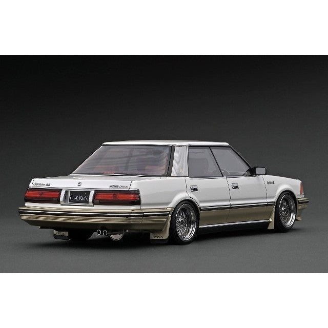 【新品即納】[MDL] 1/18 Toyota Crown(クラウン) 2.8 Royal Saloon(ロイヤルサルーン) G(120) Pearl White/Gold(パールホワイト/ゴールド) 完成品 ミニカー(IG3825) ignition model(イグニッションモデル)(20250731)
