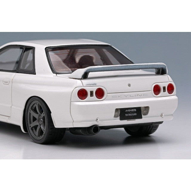 【予約安心出荷】[MDL] 1/43 BUILT BY LEGENDS(ビルト バイ レジェンズ) マインズ スカイライン GT-R BNR32 シラナミホワイト 完成品 ミニカー(EM679A) EIDOLON(アイドロン)(2025年9月)