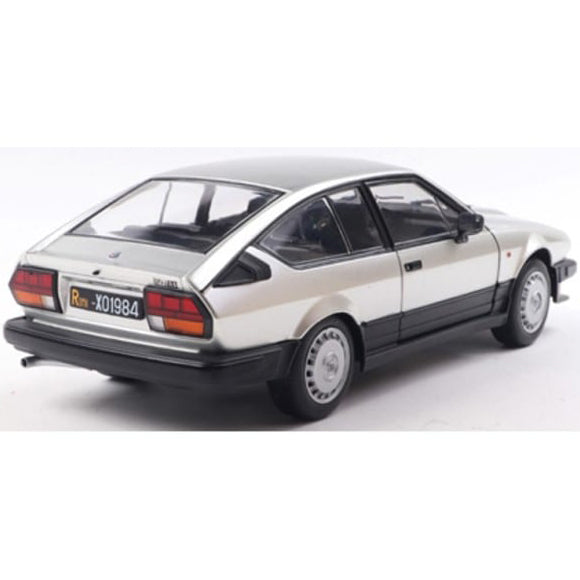 【予約安心出荷】[MDL] 1/18 アルファロメオ GTV6 1984(シルバー) 完成品 ミニカー(S1802307) solido(ソリド)(2026年1月)