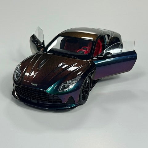【新品即納】[MDL] 1/18 アストンマーティン DB12 カメレオン 交換用ホイール付属 完成品 ミニカー(8250516BSL) XiaoGuang MODEL(20250731)