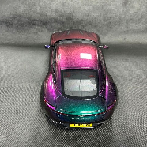 【新品即納】[MDL] 1/18 アストンマーティン DB12 カメレオン 交換用ホイール付属 完成品 ミニカー(8250516BSL) XiaoGuang MODEL(20250731)