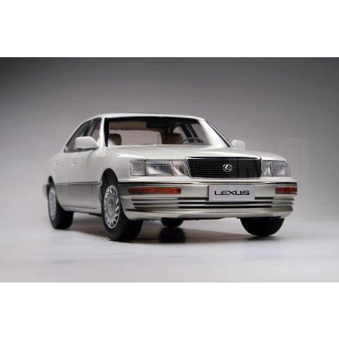 【予約安心出荷】[MDL] 1/18 レクサス LS400 1993 ホワイト 完成品 ミニカー(8230811W) XiaoGuang MODEL(20251031)