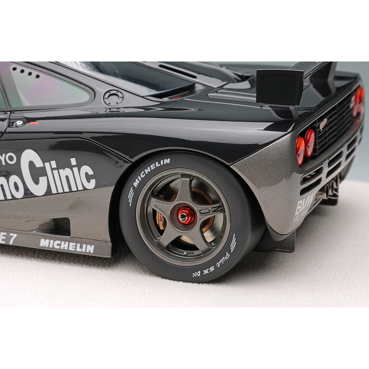 【予約安心出荷】[MDL] 1/18 McLaren(マクラーレン) F1 GTR 01R 1995 ブルーブラックメタリック/メタリックグレー(限定200台) 完成品 ミニカー(EML154) EIDOLON(アイドロン)(2026年1月)