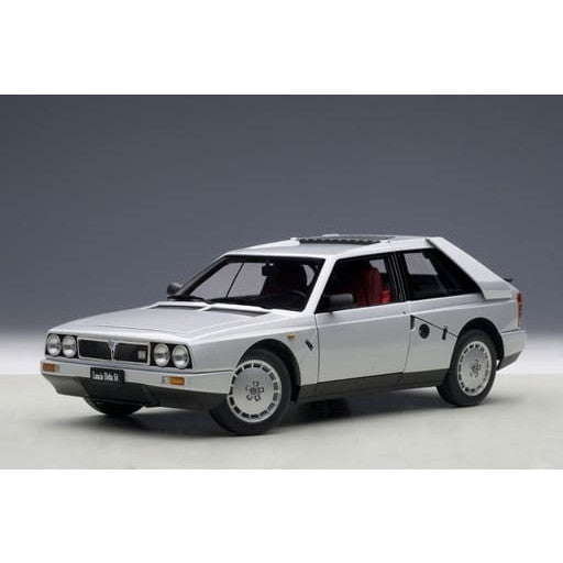 【中古即納】[MDL] シグネチャーシリーズ 1/18 ランチア デルタ S4 ストラダーレ(グレー) 完成品 ミニカー(74772) AutoArt(オートアート)(20151010)