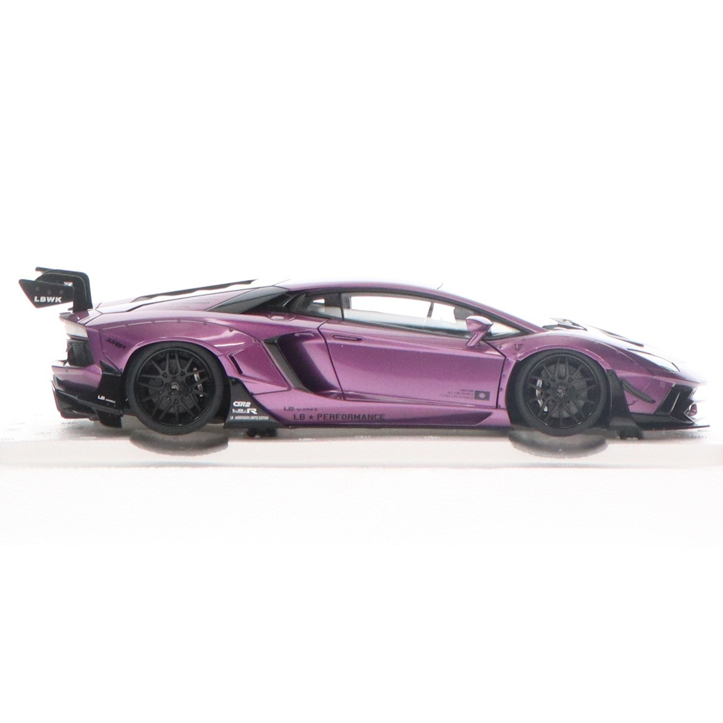 【中古即納】[MDL] 1/18 リバティーウォーク LB-WORKS ランボルギーニ アヴェンタドール リミテッドエディション(メタリック・パープル<VIOLA SE30>×カーボンブラック・ボンネット) 完成品 ミニカー(79242) AutoArt(オートアート)(20220827)
