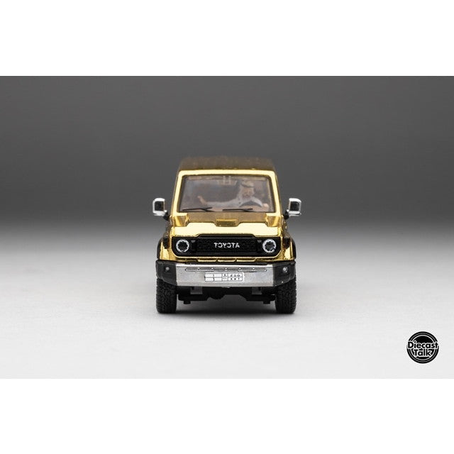 【新品即納】[MDL] 1/64 トヨタ ランドクルーザー 70 アラブ仕様 Gold Edition DiecastTalk特注品 完成品 ミニカー(DTGSPC8) Gaincorp Products(ゲインコーププロダクツ)(20250831)