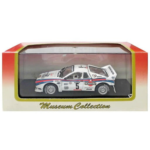 【中古即納】[MDL] 1/43 ランチア 037 ラリー ’84 ツール・ド・コルス MARTINI #5(ホワイト×ブルー×レッド) 「Museum Collection」 完成品 ミニカー(03181A) 京商(20011231)