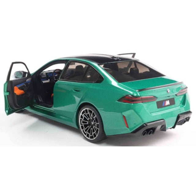 【予約安心出荷】[MDL] 1/18 BMW M5 M 2025(グリーン) 完成品 ミニカー(S1814701) solido(ソリド)(2026年2月)