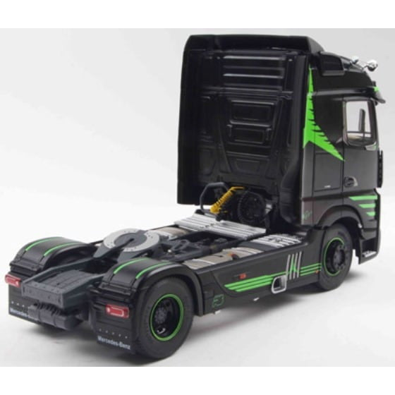 【予約安心出荷】[MDL] 1/24 メルセデスベンツ アクトロス R5 イタリアンコレクション 2021(ブラック) 完成品 ミニカー(S2400204) solido(ソリド)(2026年2月)