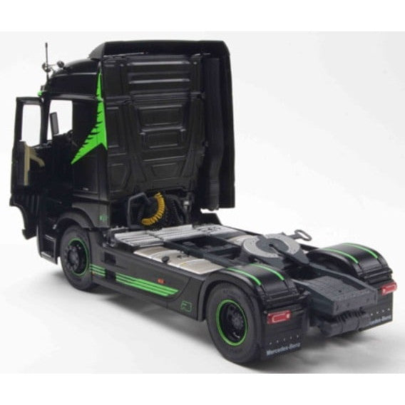 【予約安心出荷】[MDL] 1/24 メルセデスベンツ アクトロス R5 イタリアンコレクション 2021(ブラック) 完成品 ミニカー(S2400204) solido(ソリド)(2026年2月)