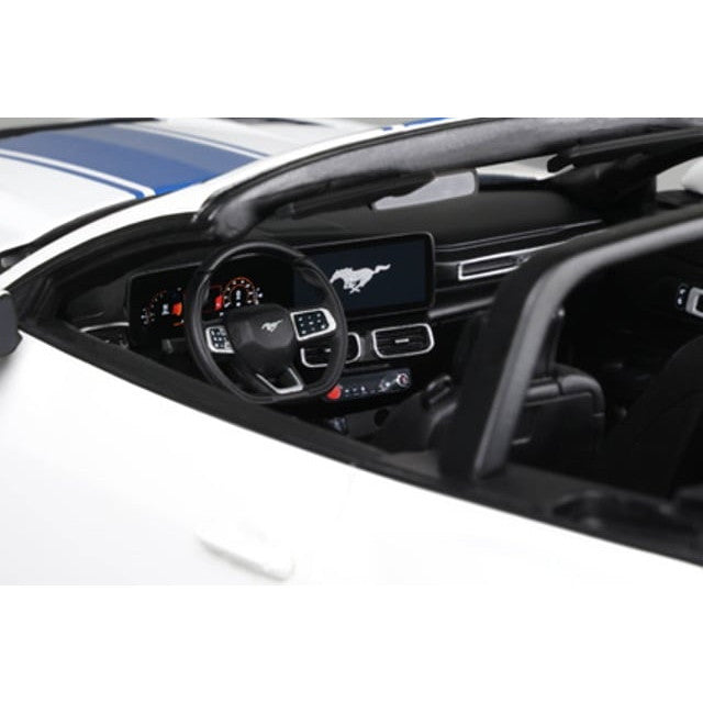 【予約安心出荷】[MDL] 1/18 シェルビー マスタング スーパースネーク 2025(ホワイト) 完成品 ミニカー(GTS572) GTスピリット(2026年3月)