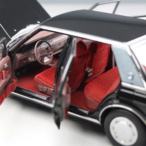 【予約安心出荷】[MDL] 1/18 トヨタ クラウン MS122 ブラック(内装レッド) 完成品 ミニカー(8250611B-1) XiaoGuang MODEL(2025年9月)