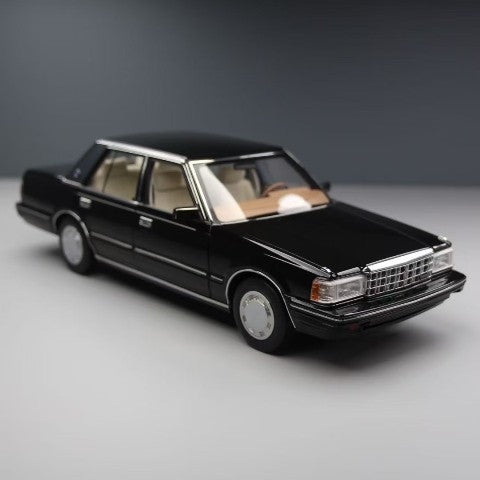 【予約安心出荷】[MDL] 1/18 トヨタ クラウン MS122 ブラック(内装ベージュ) 完成品 ミニカー(8250611B-2) XiaoGuang MODEL(2025年9月)