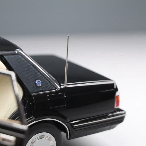 【予約安心出荷】[MDL] 1/18 トヨタ クラウン MS122 ブラック(内装ベージュ) 完成品 ミニカー(8250611B-2) XiaoGuang MODEL(2025年9月)