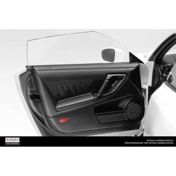 【予約安心出荷】[MDL] 1/18 日産 GT-R(R35) Track Edition Engineered By NISMO T-Spec 2022 Brilliant White Pearl(ブリリアントホワイトパール) 完成品 ミニカー(M83518) MOTORHELIX(モーターヘリックス)(2025年9月)