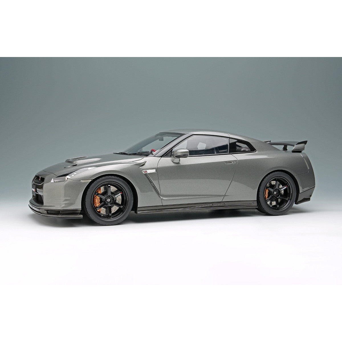 【予約安心出荷】[MDL] 1/18 NISSAN GT-R(NISMO R35 CRS Version) 2008 ダークメタルグレー 完成品 ミニカー(EML174) EIDOLON(アイドロン)(2026年3月)