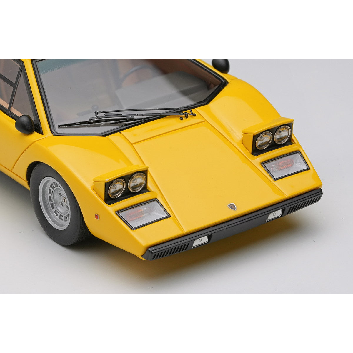 【予約安心出荷】[MDL] 1/43 Lamborghini Countach(ランボルギーニ カウンタック) LP400 1974 Head lamp open イエロー 完成品 ミニカー(EM822A) EIDOLON(アイドロン)(2026年3月)