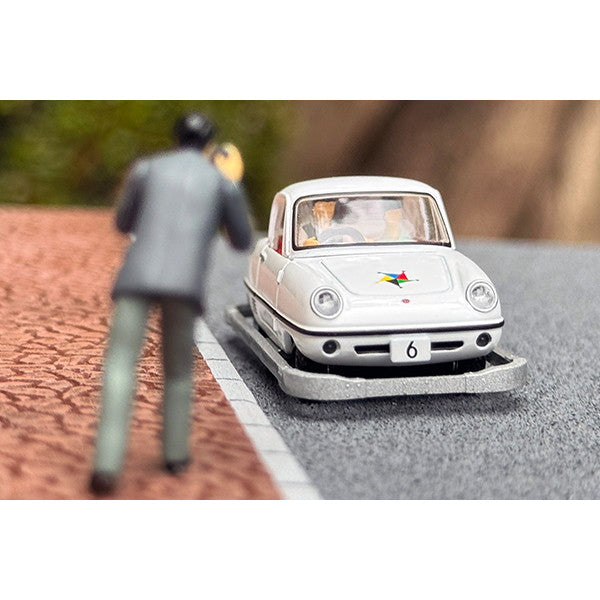 【予約安心出荷】[MDL] トミカリミテッドヴィンテージ こどもの国×TLV 1/64 ダットサン ベビイ 6号車(白)フィギュア付 完成品 ミニカー(333852) TOMYTEC(トミーテック)(2026年4月)