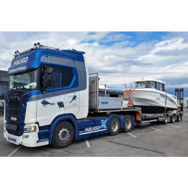 【予約安心出荷】[MDL] 1/50 Haugo Spesialoppdrag SCANIA S HIGHLINE(スカニア S ハイライン) CS20H 6X4 SEMI LOW LOADER WITH RAMPS - 3 AXLE(ランプ付き・3アクスル) 完成品 ミニカー(01-4974) WSI MODELS(2026年8月)