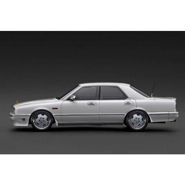【予約安心出荷】[MDL] 1/18 NISSAN CEDRIC CIMA(セドリック・シーマ) (Y31) Pearl White 完成品 ミニカー(IG3903) ignition model(イグニッションモデル)(2026年5月)