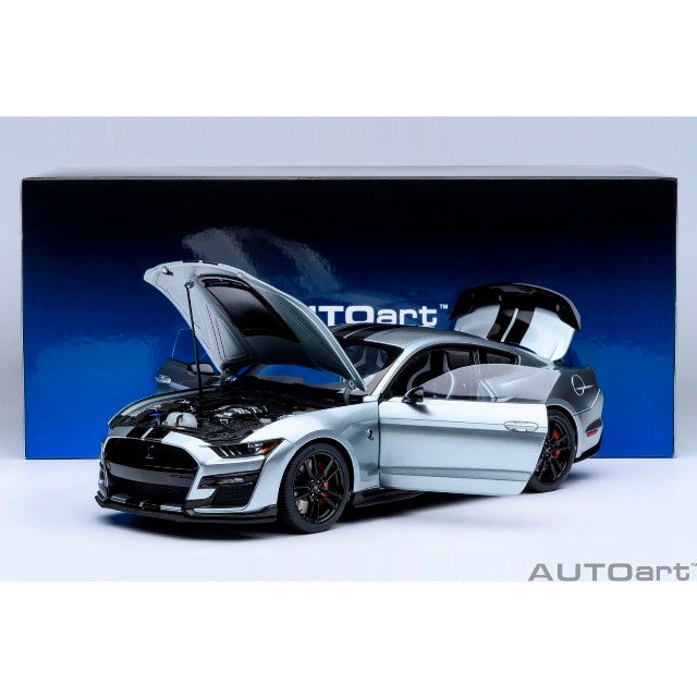 【予約安心出荷】[MDL] オートアート・コンポジットモデルシリーズ 1/18 フォード マスタング シェルビー GT500(シルバー/ブラック・ストライプ) 完成品 ミニカー(73096) AUTOart(オートアート)(2025年12月)