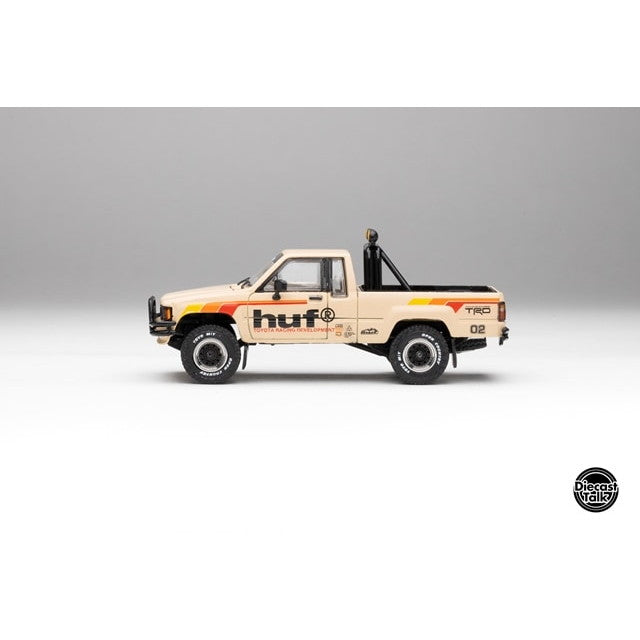 【予約安心出荷】[MDL] 1/64 トヨタ ハイラックス SR5 4X4 HUF×Diecasttalk特注品 完成品 ミニカー(DTGHUF-003) Gaincorp Products(ゲインコーププロダクツ)(2025年12月)