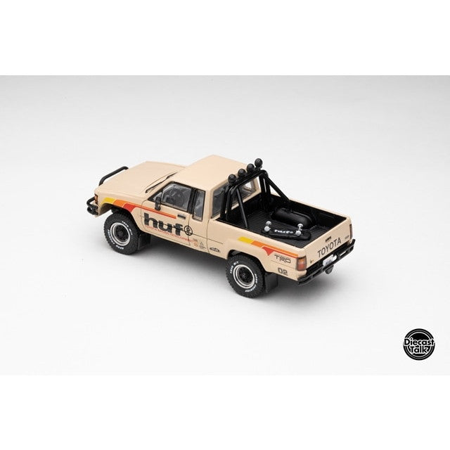 【予約安心出荷】[MDL] 1/64 トヨタ ハイラックス SR5 4X4 HUF×Diecasttalk特注品 完成品 ミニカー(DTGHUF-003) Gaincorp Products(ゲインコーププロダクツ)(2025年12月)