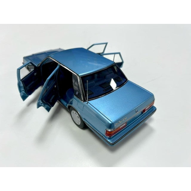 【予約安心出荷】[MDL] 1/18 トヨタ クラウン MS122 ライトブルー 完成品 ミニカー(8251121LB) XiaoGuang MODEL(2025年12月)