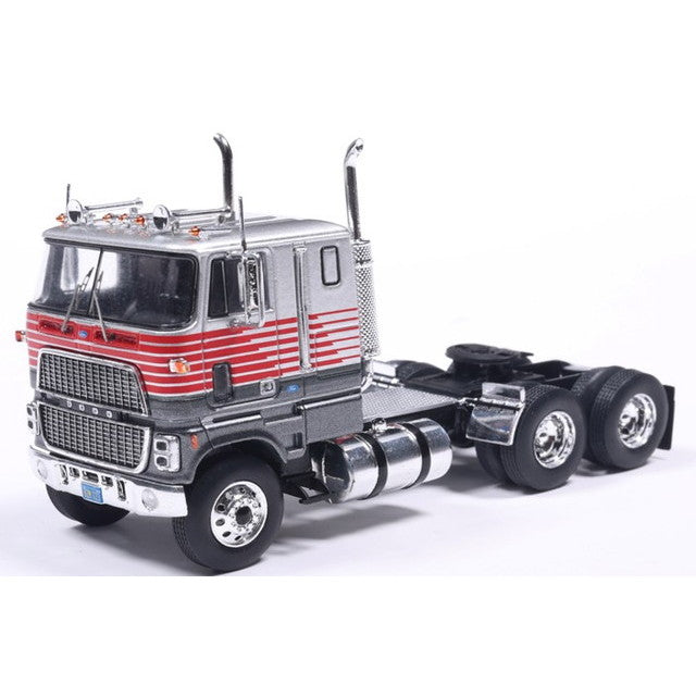 【新品即納】[MDL] 1/64 フォード CL 9000 1976 シルバー/レッド 完成品 ミニカー(64TR015A) IXO Models(イクソモデルス)(20251205)