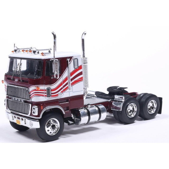 【新品即納】[MDL] 1/64 フォード CL 9000 1976 ホワイト/レッドストライプ 完成品 ミニカー(64TR015B) IXO Models(イクソモデルス)(20251205)
