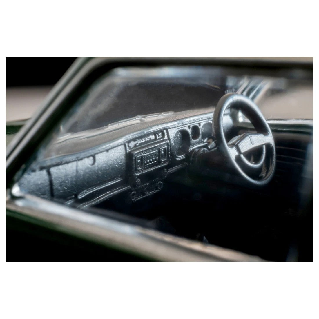 【予約安心出荷】[MDL] トミカリミテッドヴィンテージ LV-219a 1/64 ダットサン ブルーバード 2ドアセダン 1400スタンダード(緑) 70年式 完成品 ミニカー(339281) TOMYTEC(トミーテック)(2026年7月)