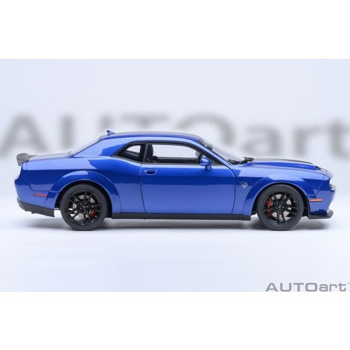【新品即納】[MDL] オートアート・コンポジットダイキャストモデル 1/18 ダッジ チャレンジャー SRT ジェイルブレイク 2022 (メタリック・ブルー/カーボンブラック・ストライプ 『INDIGO BLUE』) 完成品 ミニカー(71763) AUTOart(オートアート)(20260331)