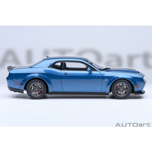 【新品即納】[MDL] オートアート・コンポジットダイキャストモデル 1/18 ダッジ チャレンジャー SRT スーパー ストック 2023 (パール・ブルー/カーボンブラック・ストライプ 『FROSTBITE』) 完成品 ミニカー(71767) AUTOart(オートアート)(20260331)