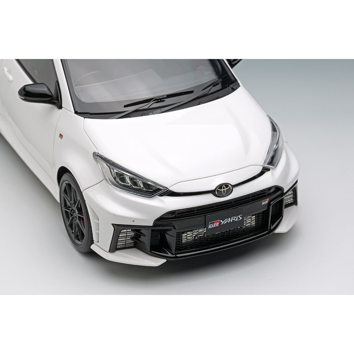 【予約安心出荷】[MDL] 1/18 Toyota GR Yaris(ヤリス) RZ High Performance 2024(スーパーホワイト2) 完成品 ミニカー(EML182A) EIDOLON(アイドロン)(2026年7月)