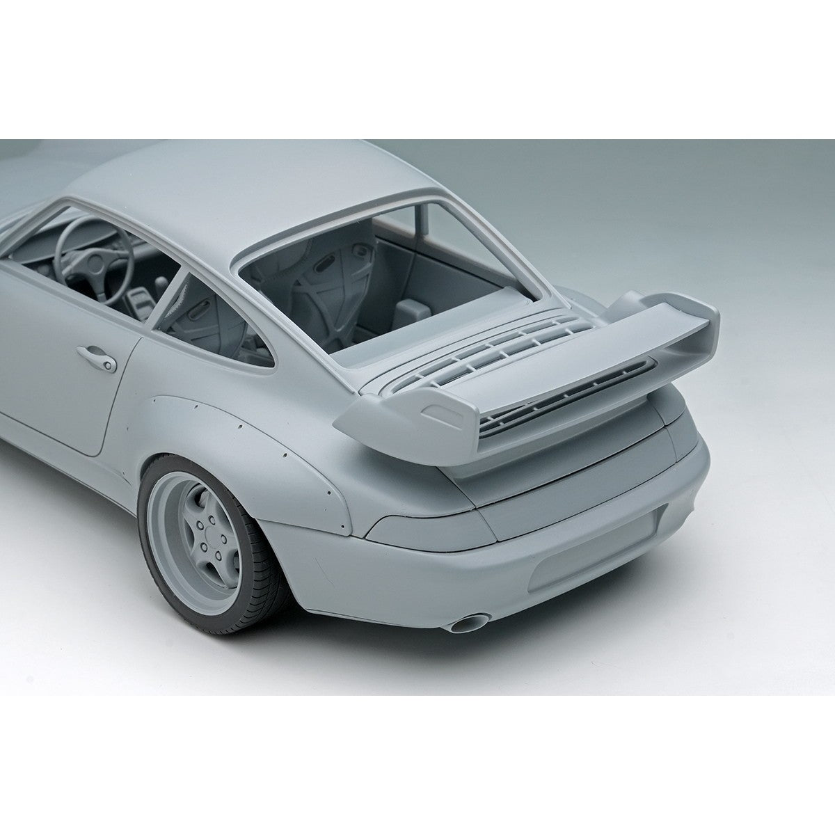 【予約安心出荷】[MDL] 1/18 Porsche(ポルシェ) 911(993) GT2 Street 1996(シルバー) 完成品 ミニカー(EML213A) EIDOLON(アイドロン)(2026年7月)