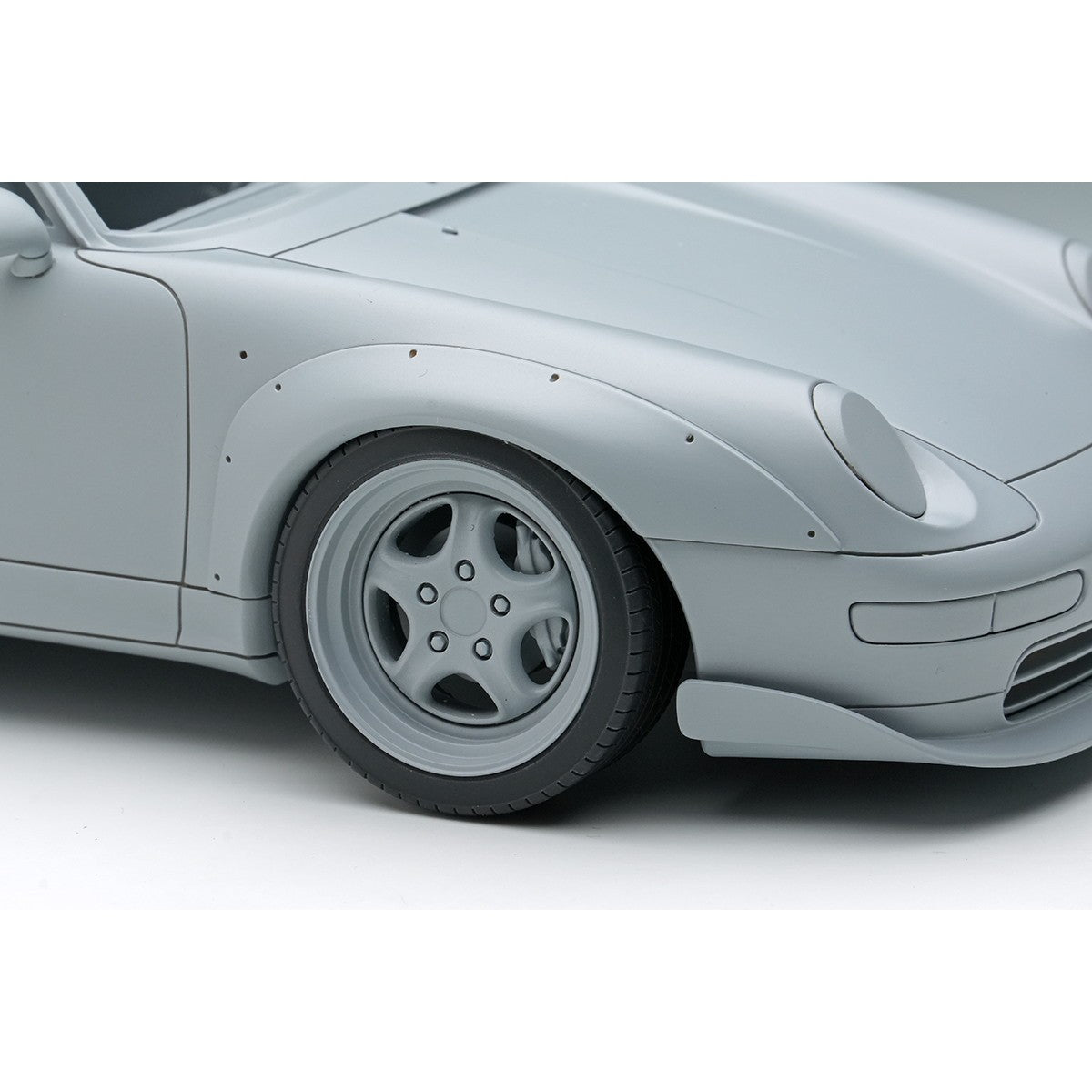 【予約安心出荷】[MDL] 1/18 Porsche(ポルシェ) 911(993) GT2 Street 1996(シルバー) 完成品 ミニカー(EML213A) EIDOLON(アイドロン)(2026年7月)