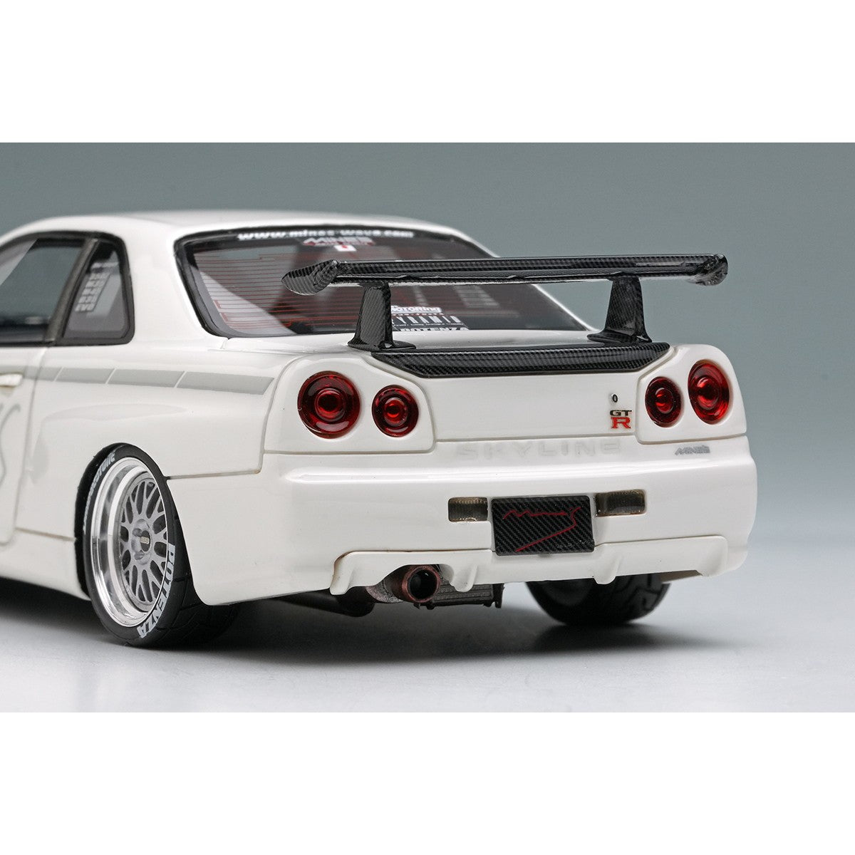 【予約安心出荷】[MDL] 1/43 マインズ スカイライン GT-R(BNR34) V-spec N1(BBSホイール) Time Attack in USA 完成品 ミニカー(EM699) EIDOLON(アイドロン)(2026年7月)