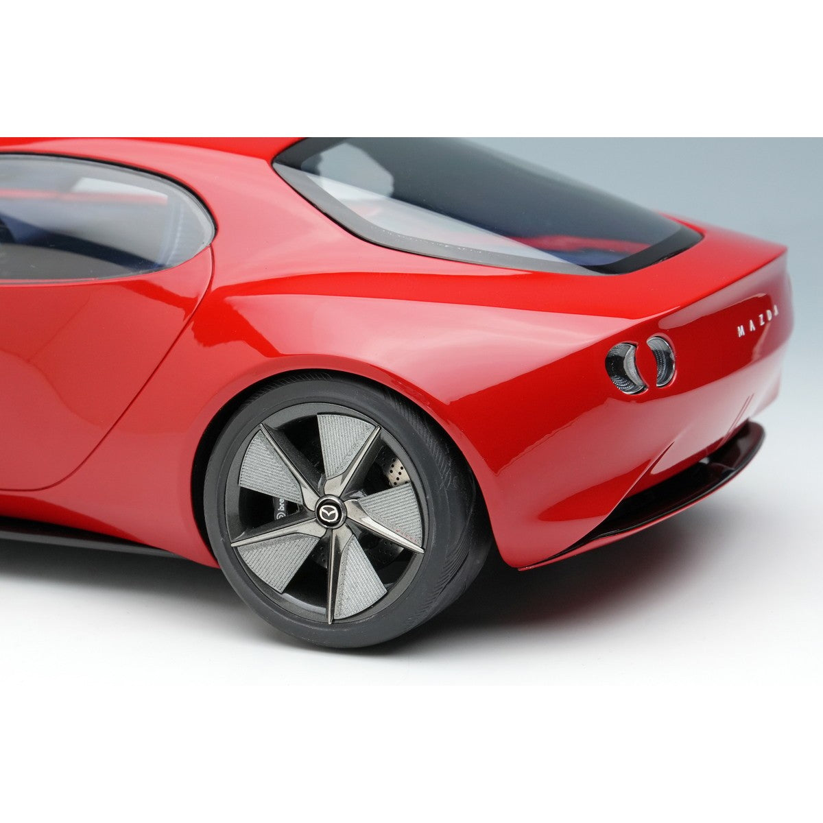 【予約安心出荷】[MDL] 1/18 マツダ ICONIC SP 2023 完成品 ミニカー(EML175) EIDOLON(アイドロン)(2026年7月)