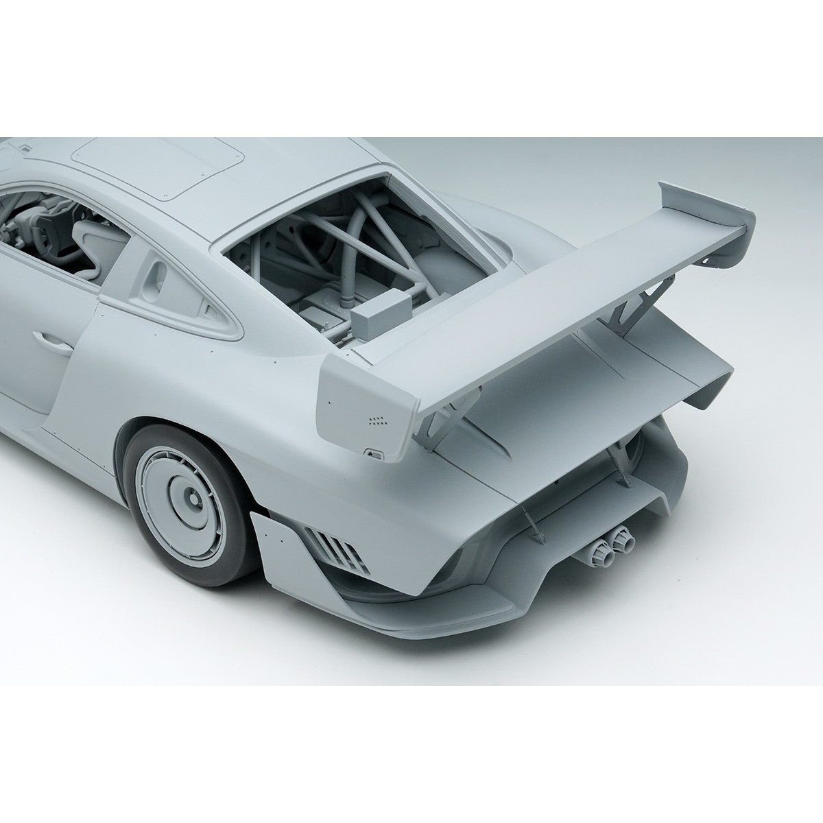【予約安心出荷】[MDL] 1/18 Porsche(ポルシェ) 935/19 2019 グリーン/ヴァイラントストライプ 完成品 ミニカー(EML198D) EIDOLON(アイドロン)(2026年7月)