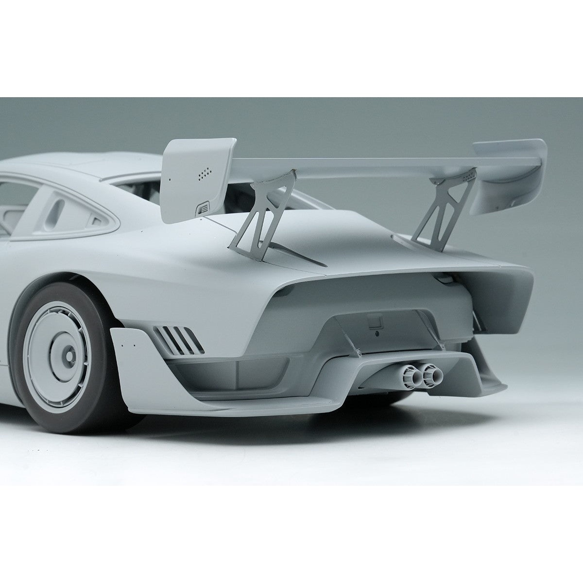 【予約安心出荷】[MDL] 1/18 Porsche(ポルシェ) 935/19 2019 ブラック/ゴールドストライプ 完成品 ミニカー(EML198E) EIDOLON(アイドロン)(2026年7月)