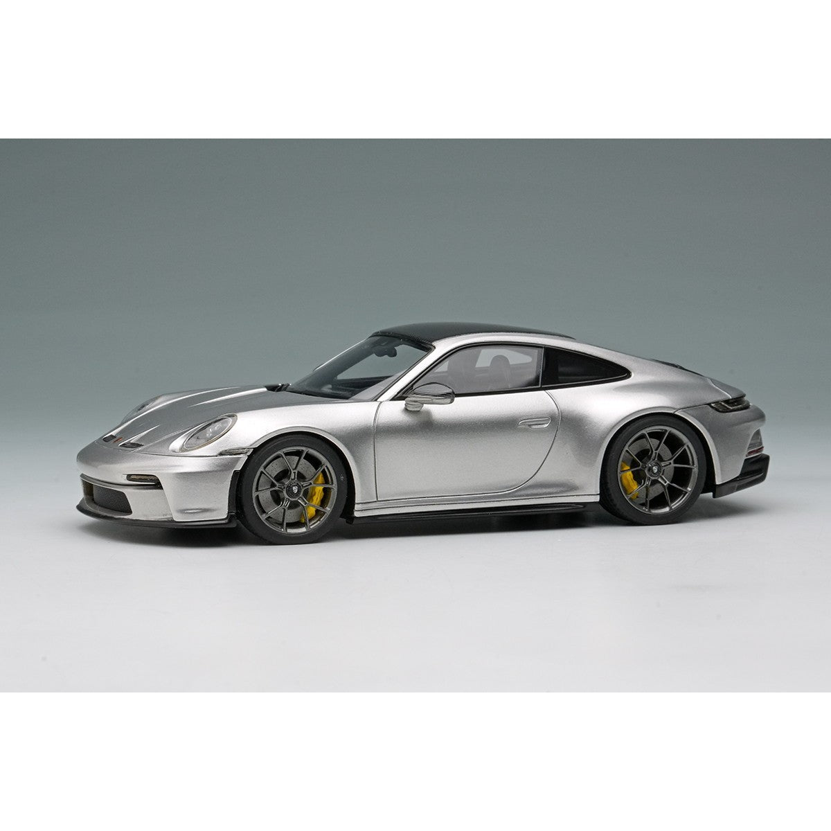 【予約安心出荷】[MDL] 1/43 Porsche 911(992) GT3 Touring Package GTシルバー(カーボンルーフ) 完成品 ミニカー(EM776A) EIDOLON(アイドロン)(2026年9月)