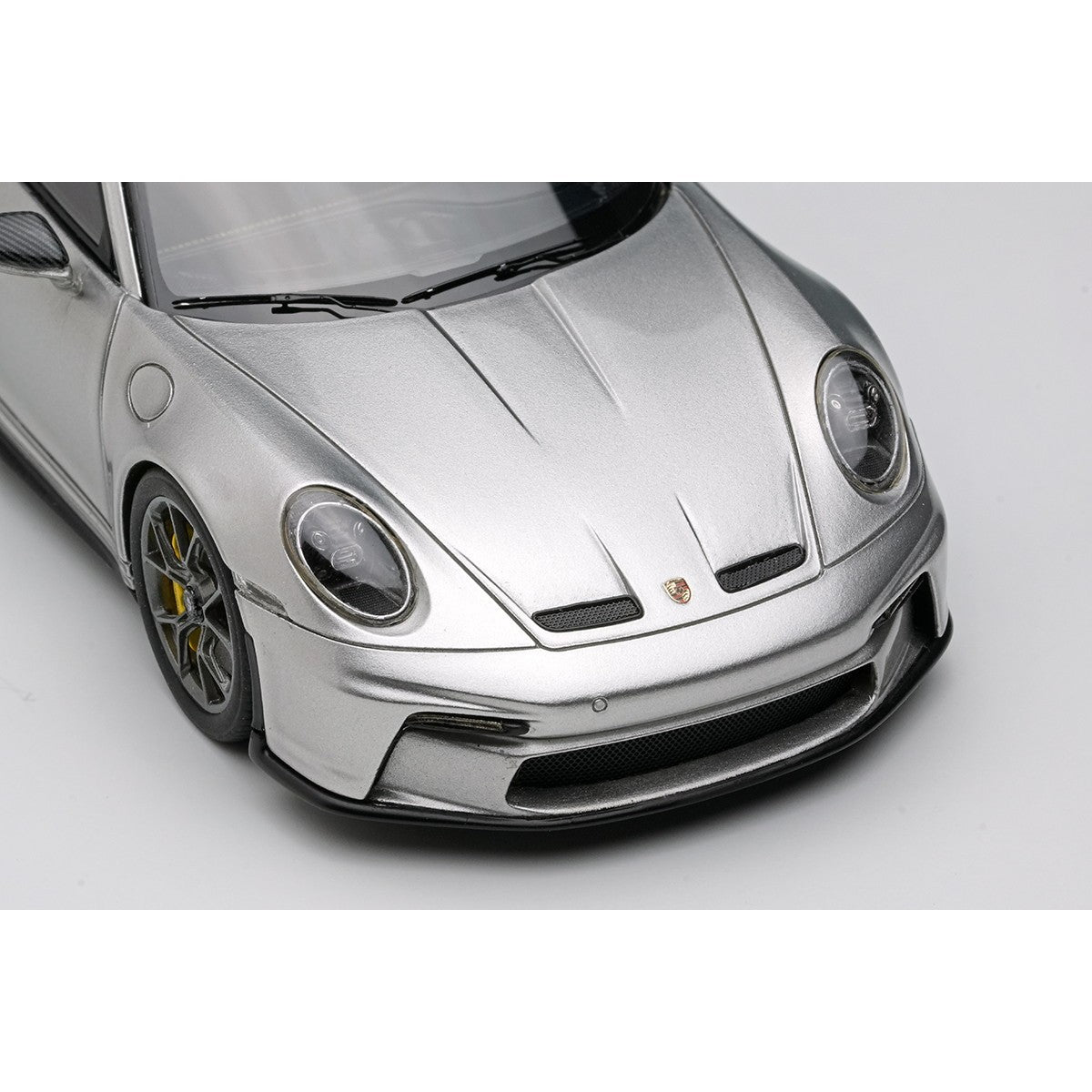 【予約安心出荷】[MDL] 1/43 Porsche 911(992) GT3 Touring Package GTシルバー(カーボンルーフ) 完成品 ミニカー(EM776A) EIDOLON(アイドロン)(2026年9月)