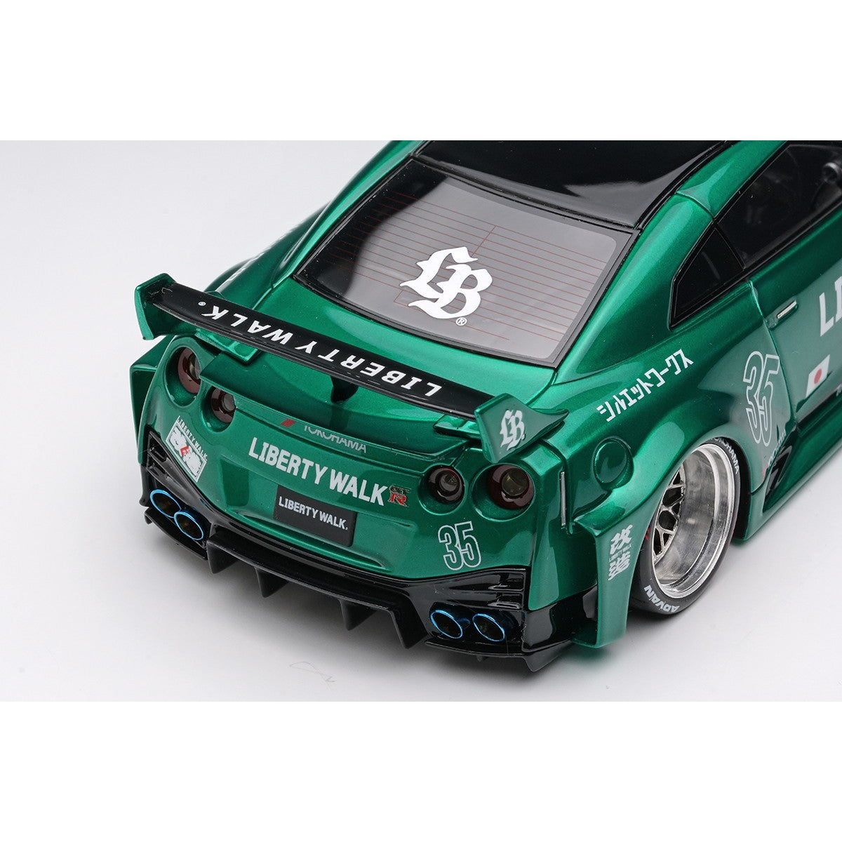 【予約安心出荷】[MDL] 1/43 LB-Silhouette WORKS GT 35GT-RR(キャンディグリーン) 完成品 ミニカー(LB012I) EIDOLON(アイドロン)(2026年9月)