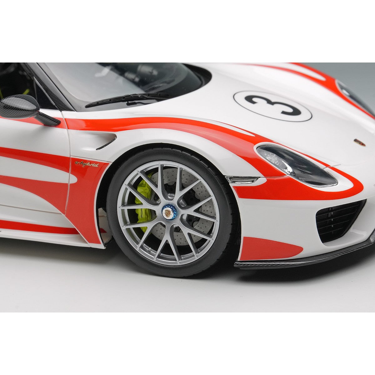 【予約安心出荷】[MDL] 1/18 Porsche 918 Spyder weissach package 2011(Wing Up)(ホワイト/レッドザルツブルグストライプ) 完成品 ミニカー(EML206A) EIDOLON(アイドロン)(2026年9月)