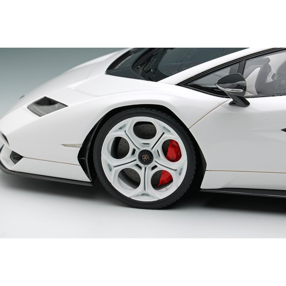 【予約安心出荷】[MDL] 1/18 Lamborghini Countach LPI 800-4(Wing Up)(ホワイト) 完成品 ミニカー(EML207A) EIDOLON(アイドロン)(2026年9月)
