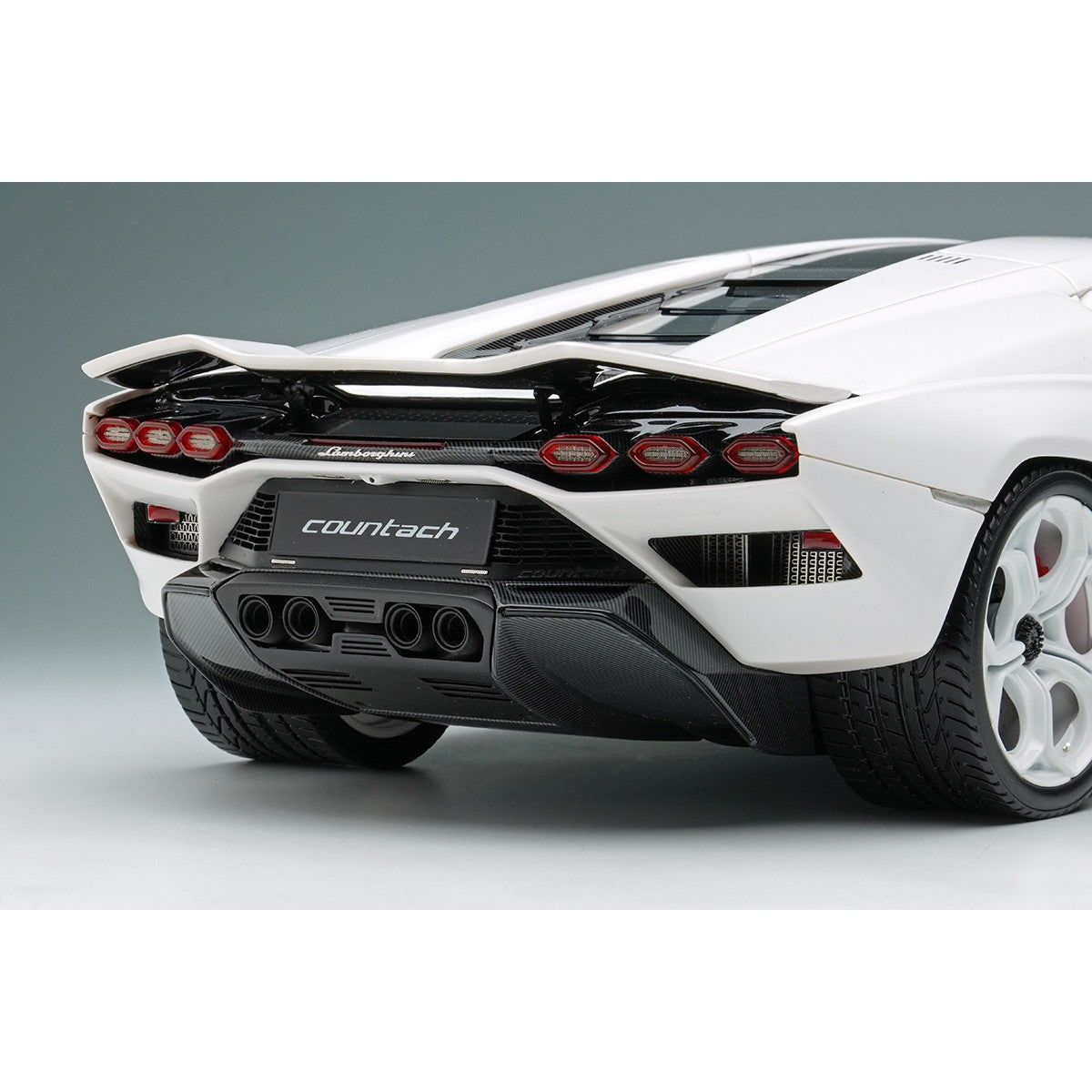 【予約安心出荷】[MDL] 1/18 Lamborghini Countach LPI 800-4(Wing Up)(ホワイト) 完成品 ミニカー(EML207A) EIDOLON(アイドロン)(2026年9月)